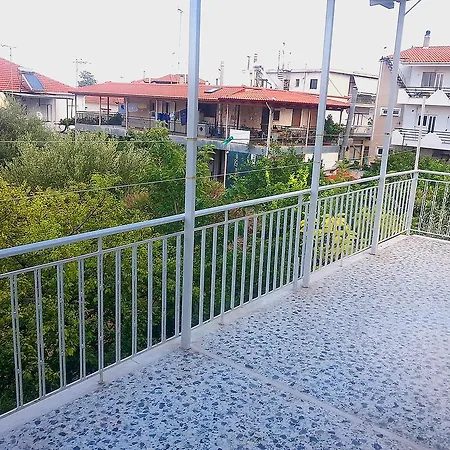 Antigoni Paralia Akratas