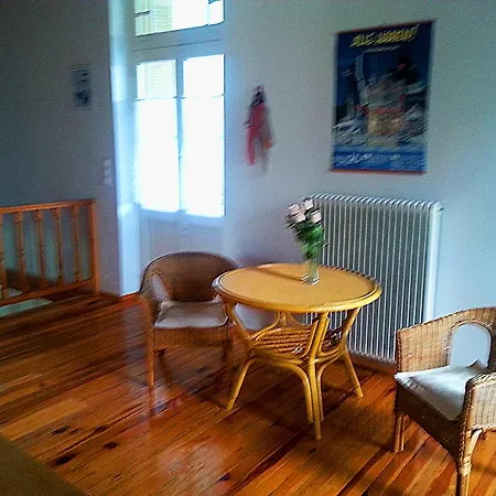 Antigoni Paralia Akratas